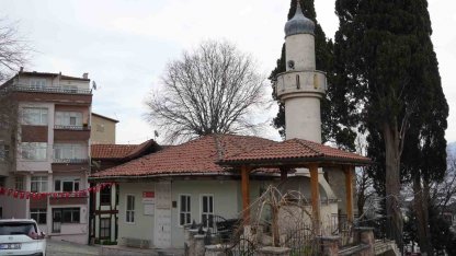 Yumurta parasıyla yapılan 395 yıllık cami restorasyona alındı