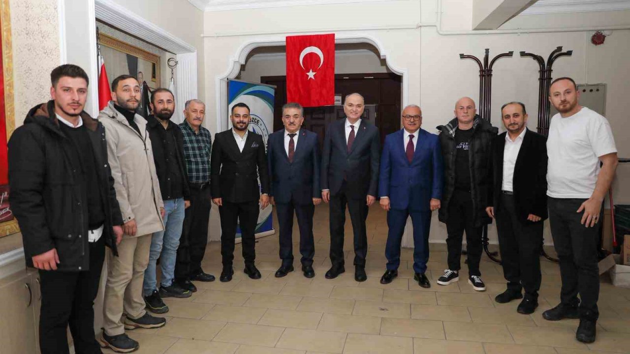 Başkan Özlü: "Esnaf odalarımız, en yakın iş birliği kurumlarımızdır"