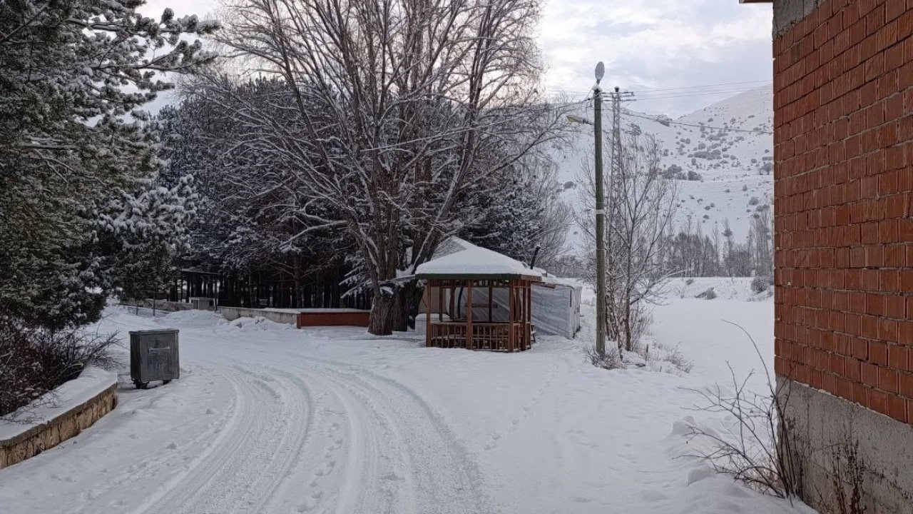 Bayburt’un Çatıksu köyünde su sorunu yaşanıyor