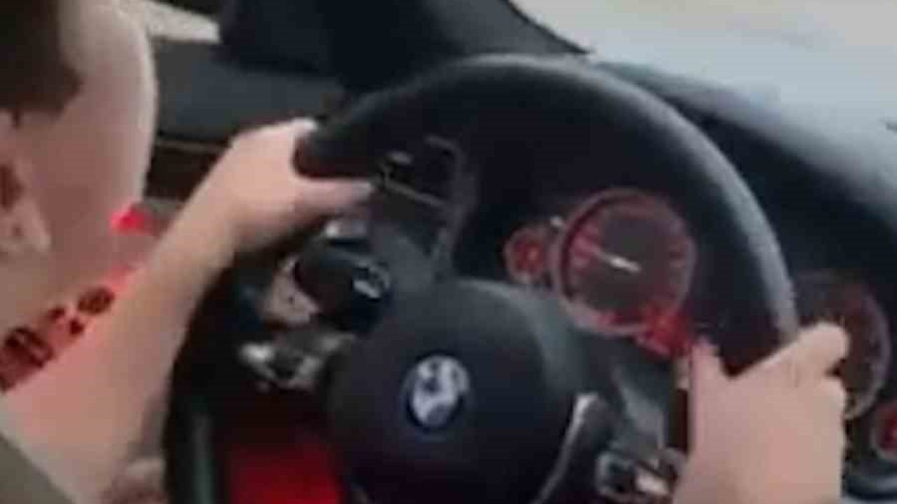 Bolu’da çocuğuna araba veren aileye ceza kesildi