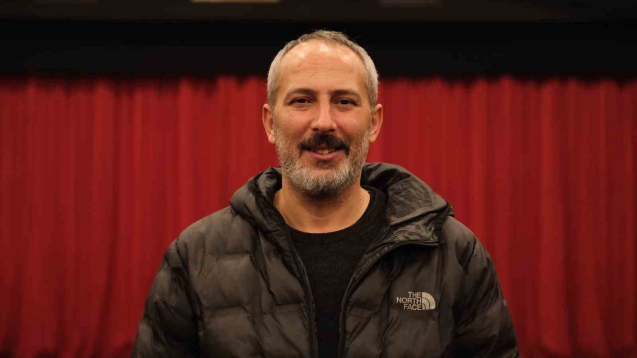 EBB Şehir Tiyatrosu’nun yeni oyunu "Organiyasyon" büyük beğeni topladı