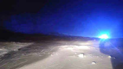 Eğribel Tüneli girişinde çığ düştü: Yol ulaşıma kapandı