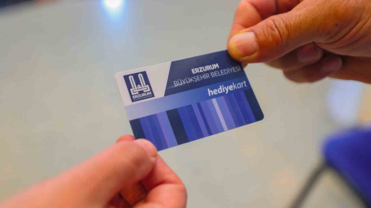 Erzurum Büyükşehir Belediyesi’nden 10 bin kişiye Ramazan yardımı