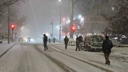 Erzurum’da 3 ilçede okullar 1 gün tatil edildi