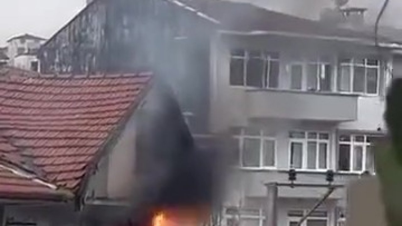 Evde çıkan yangında elektrik kabloları patladı