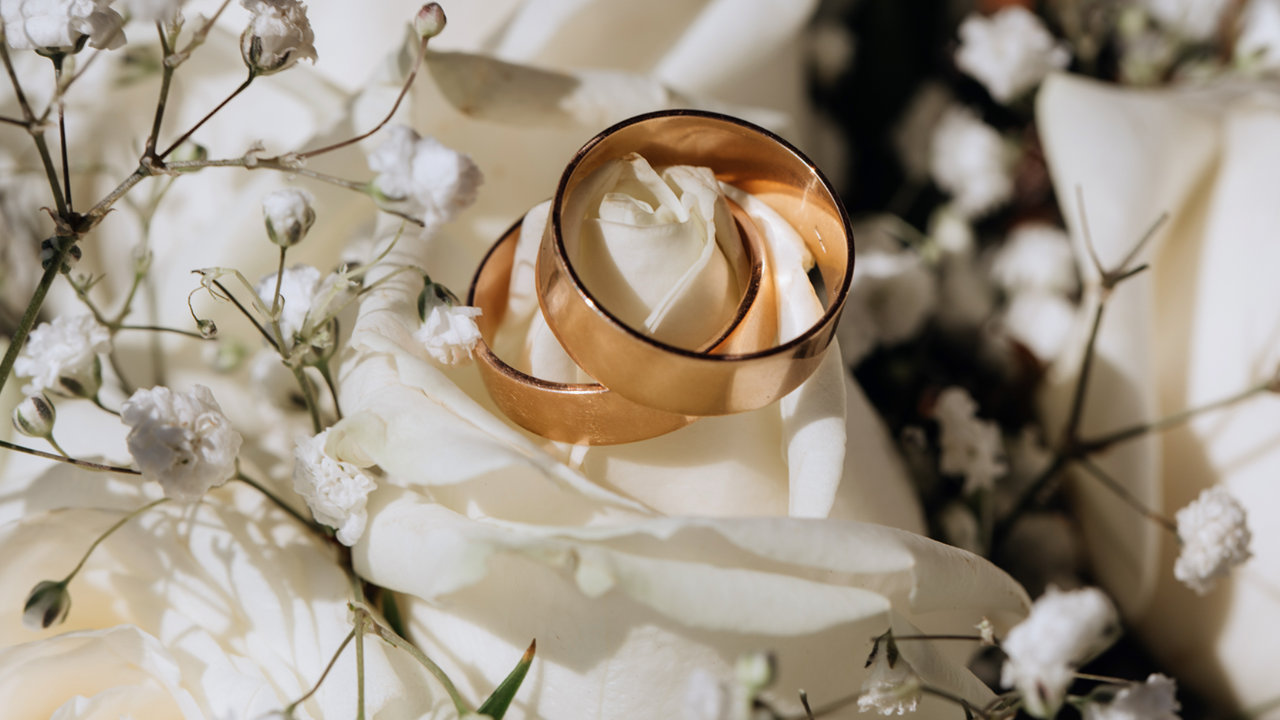 EVLİLİKTE MUTLU OLMAK ELİNİZDEDİR