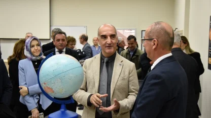 Fen bilimlerinde düşüş uyarısı: "Bilimi sevdirmek şart"