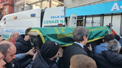 Göçükte ölen madenciler Ziya Kiret ve Veysel Oruçoğlu son yolculuğuna uğurlandı