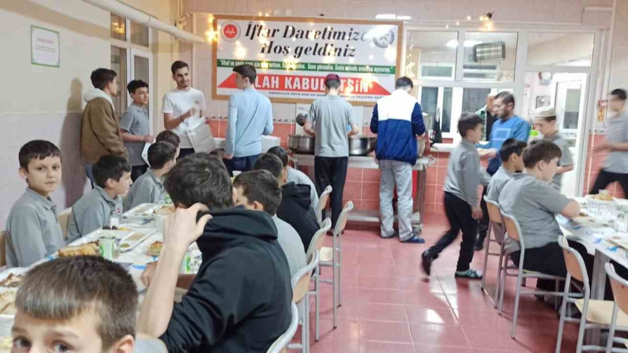 Gürbüzler Kur’an Kursunda bir araya geldiler