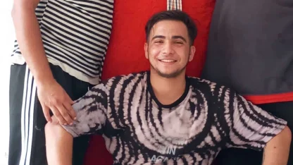 Kocaeli’de tribünden düşen genç taraftar hayatını kaybetti