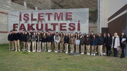 Liseli gençler Düzce Üniversitesi’nde