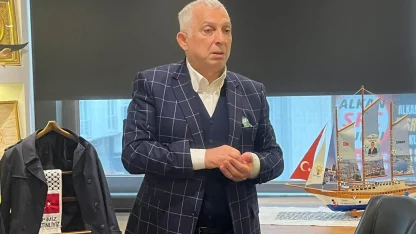 Metin Külünk Sinop’ta partililerle bir araya geldi