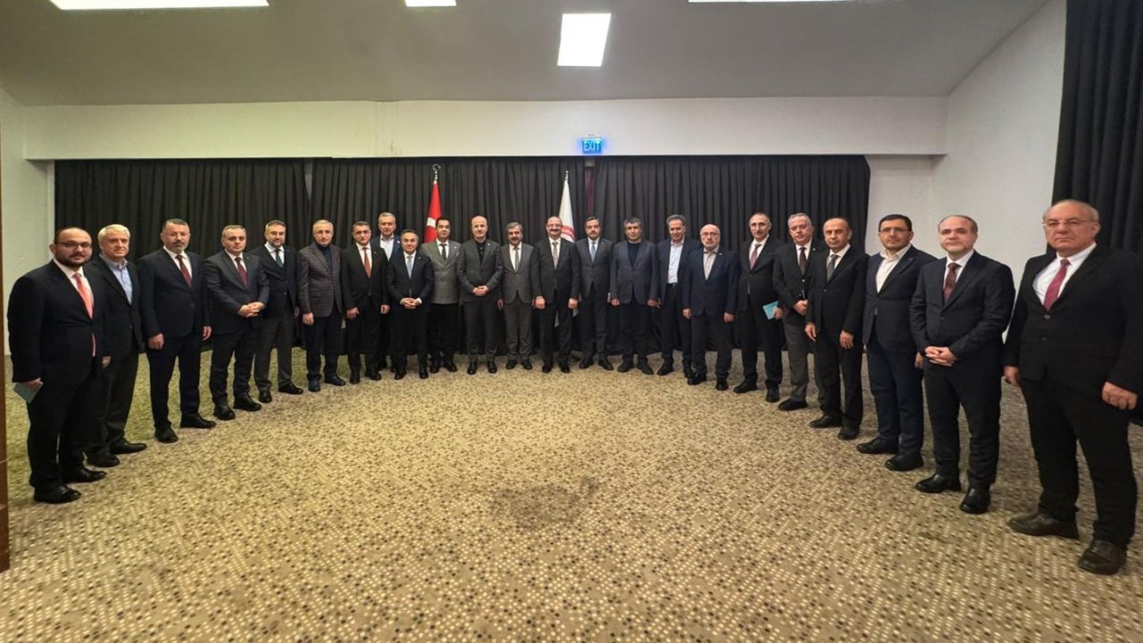 Rektör Hacımüftüoğlu, istişare toplantısına katıldı