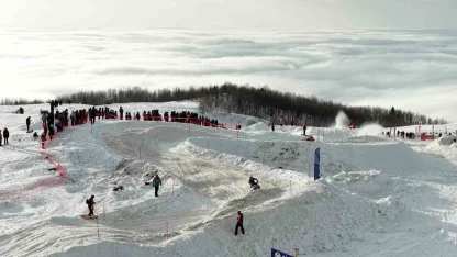 Rize’de adrenalin sis deniziyle buluştu, ortaya görsel şölen çıktı