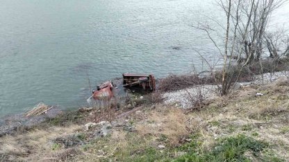 Samsun’da taktör Kızılırmak Nehri’ne uçtu: 1 ölü, 1 yaralı