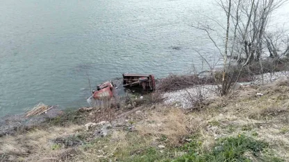 Samsun’da taktör Kızılırmak Nehri’ne uçtu: 1 ölü, 1 yaralı