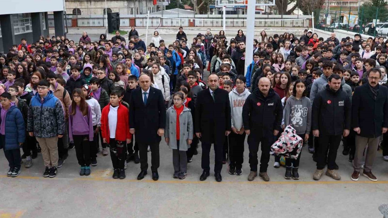 Sinop’ta 6 şubat depremlerinde hayatını kaybedenler anıldı