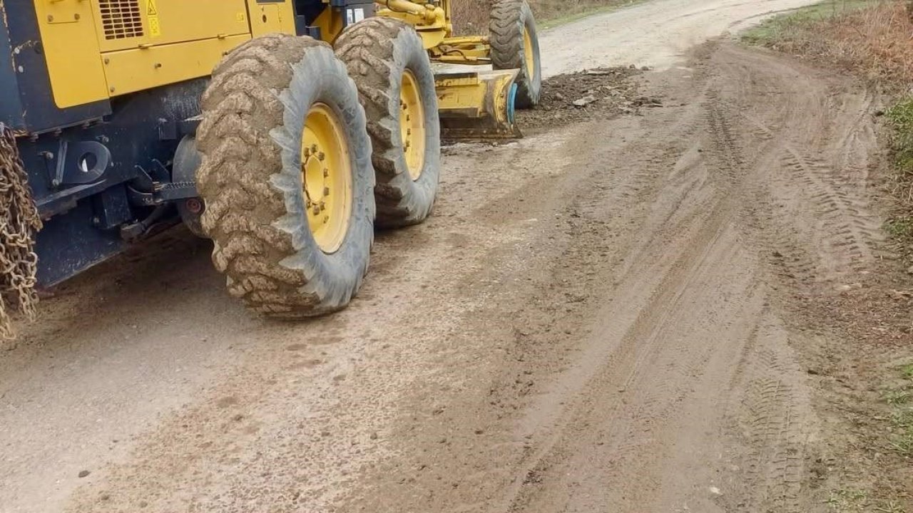 Sinop’ta heyelan sonrası temizlik çalışmaları sürüyor
