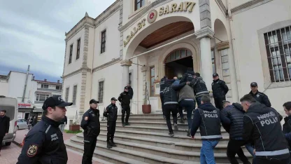Sinop’ta zehir tacirlerine ağır darbe: 10 tutuklama