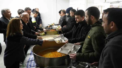 Taşköprü’de yüzlerce kişi iftar sofrasında buluştu