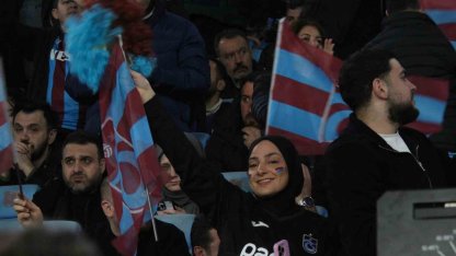 Trendyol Süper Lig: Trabzonspor: 1 - Fenerbahçe: 1 (Maç devam ediyor)