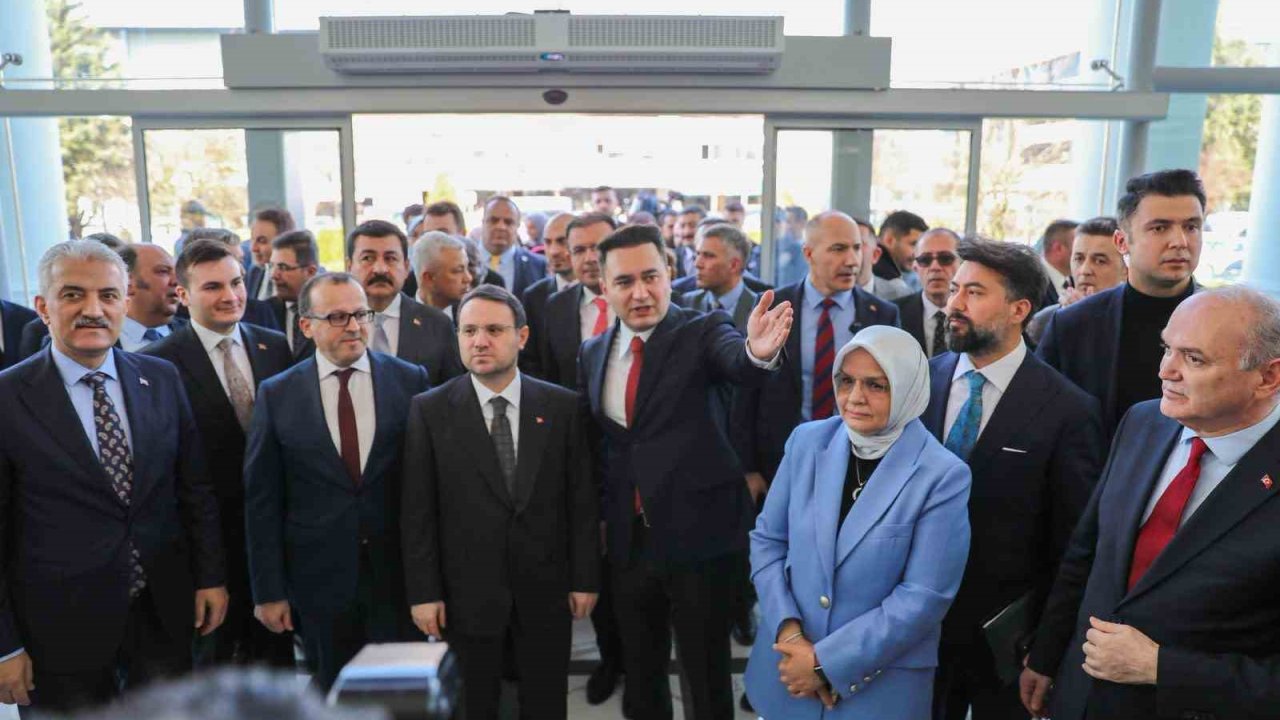 Adalet Bakanı Gürlek: "12. Yargı Paketimizle ilgili meslektaşlarla sürekli istişare halindeyiz"