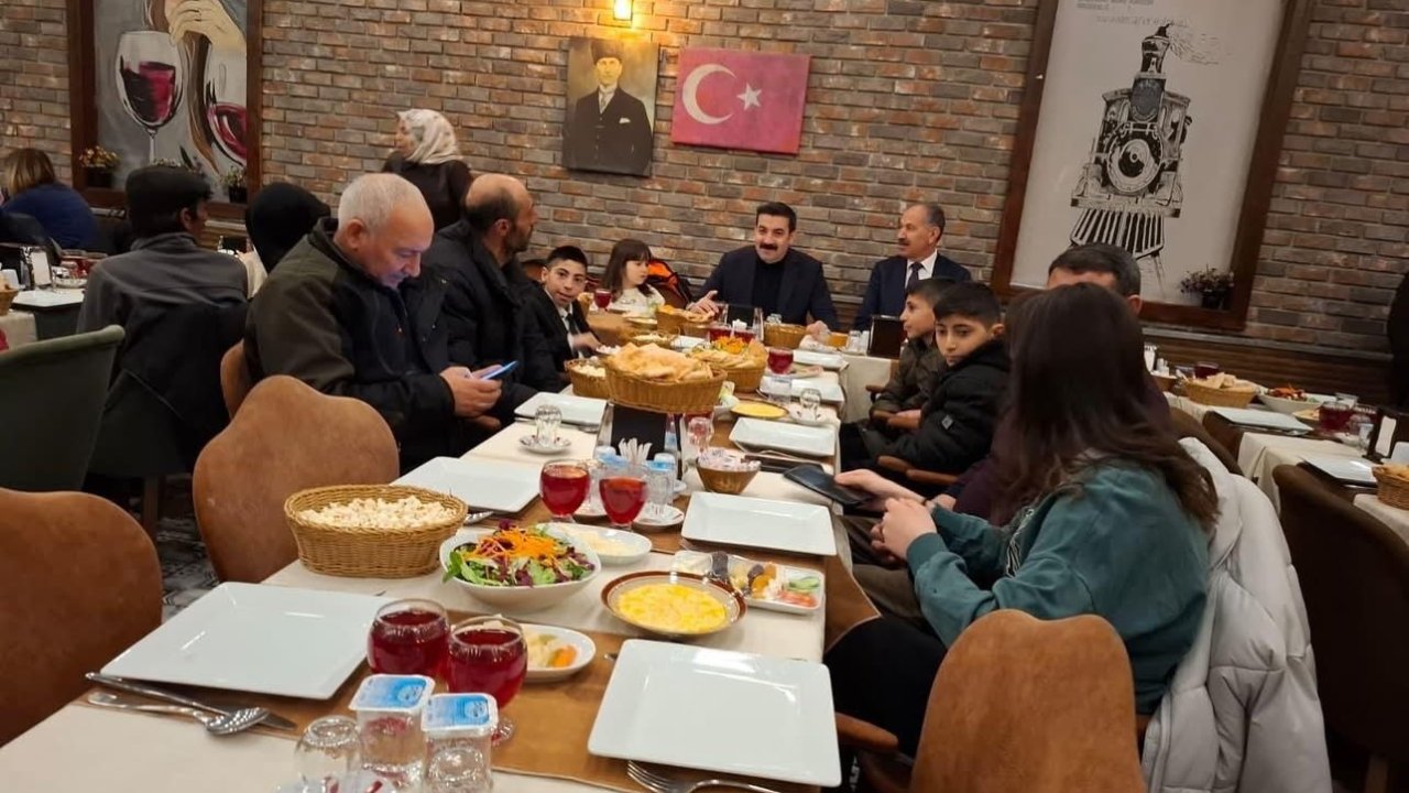 Arpaçay’da ebeveyn kaybı yaşayan çocuklar için iftar programı