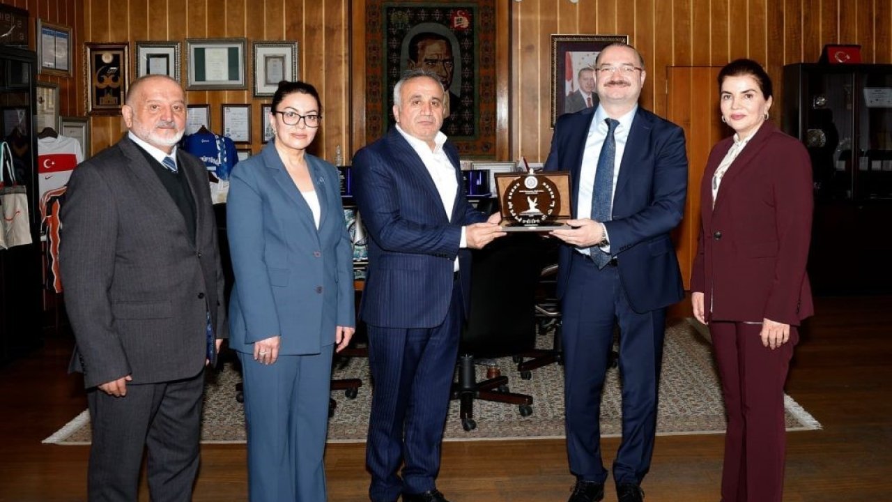 Azerbaycan Tıp Üniversitesi ile akademik iş birliği görüşmesi gerçekleştirildi