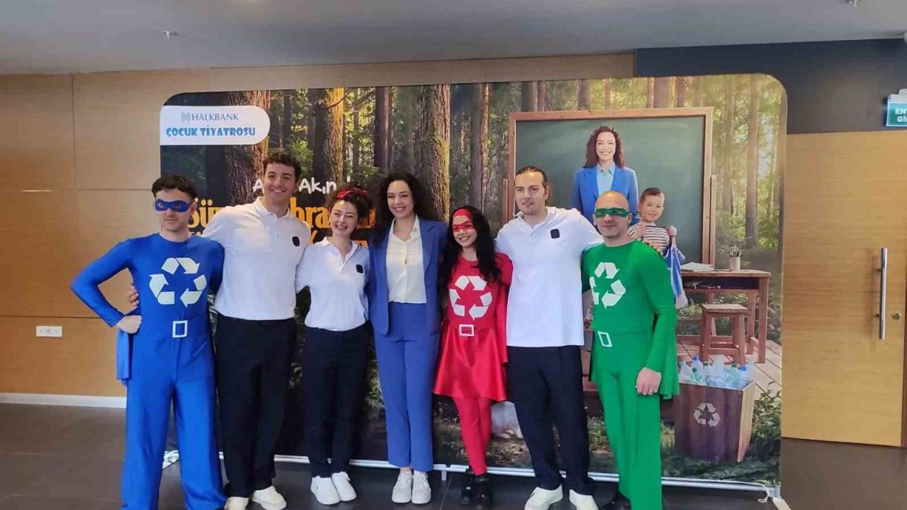 Azra Akın, Sinop’ta miniklere çevre bilinci anlattı