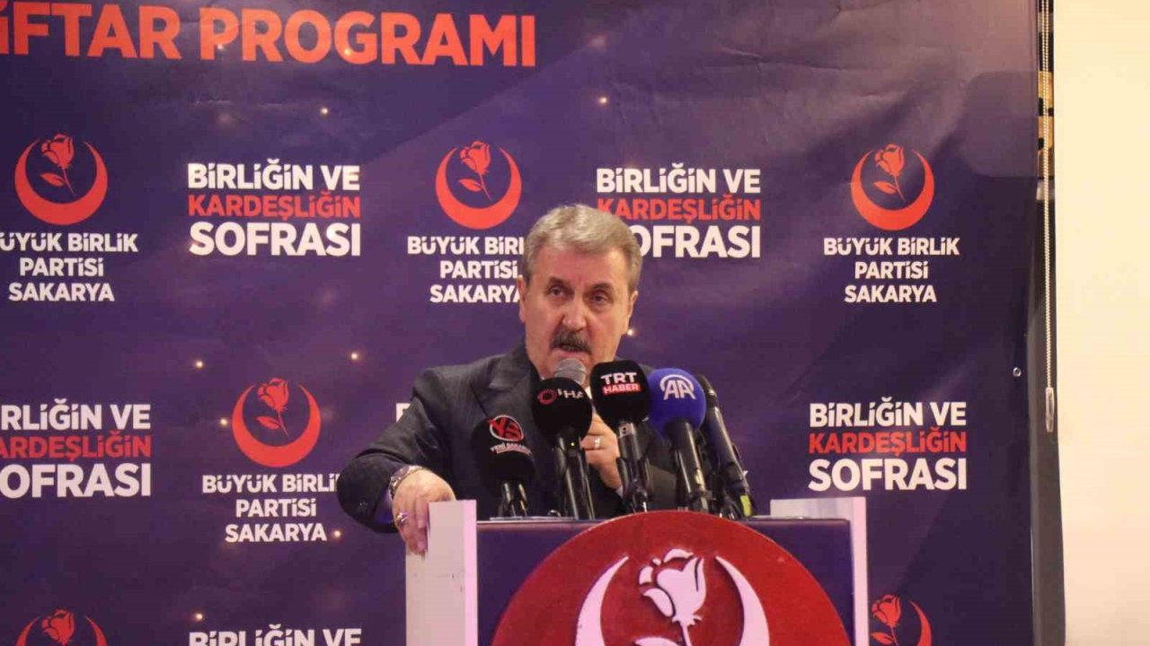 BBP Genel Başkanı Destici: "İşledikleri açık bir savaş suçudur ve mutlaka Trump da Netanyahu da yargılanmalıdır"