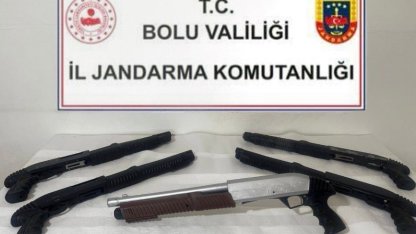 Bolu’da ruhsatsız 5 av tüfeği ele geçirildi