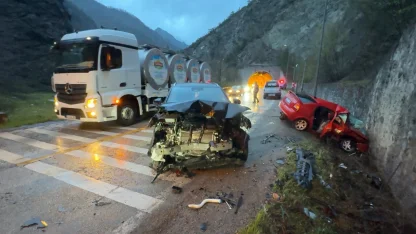 Bu kazada bir tek Asel bebek hayatta kaldı