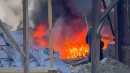 Çöp konteynerlerinde çıkan yangın korkuttu