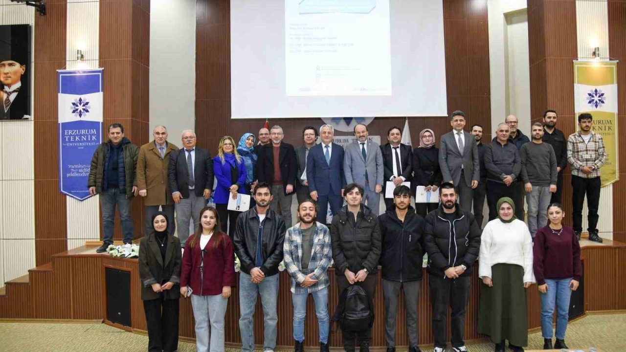 ETÜ’de "İstiklal Marşı’nın Kabulünün 105. yılı ve Mehmet Akif Ersoy" paneli düzenlendi