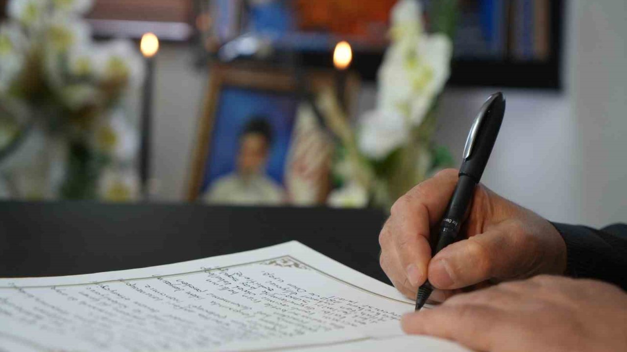 İran’ın Erzurum Başkonsolosuğu’nda taziye defteri açıldı