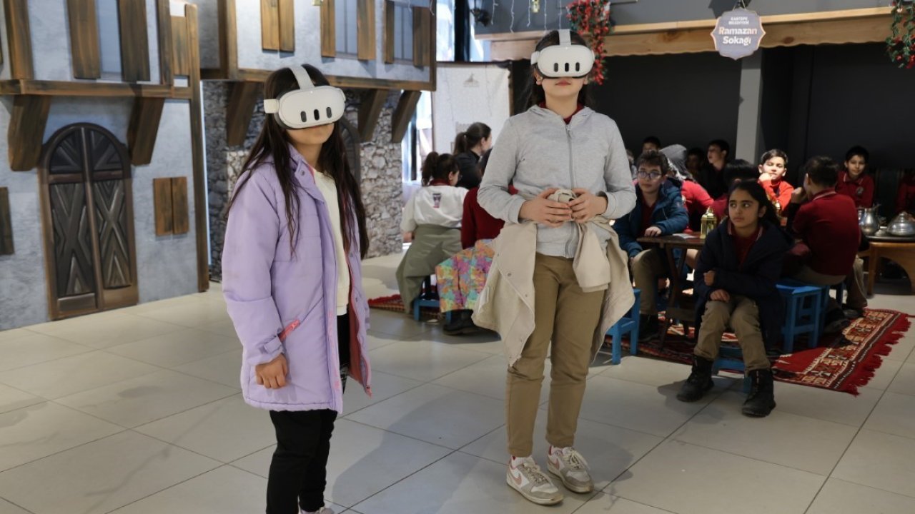 Kartepe’de öğrenciler gelenekle teknolojiyi bir arada yaşadı