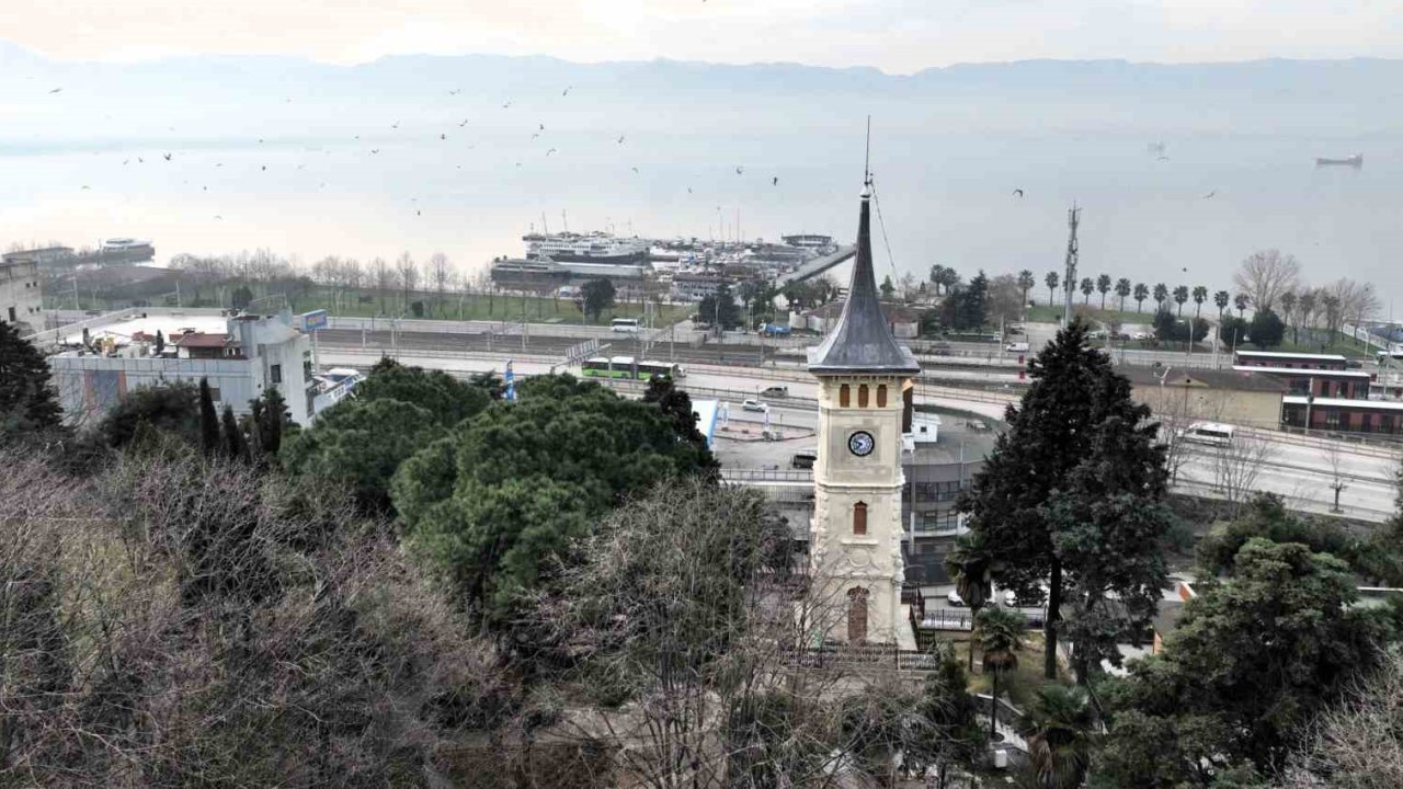 Kocaeli’nin sembolü İzmit Saat Kulesi’nin restorasyonu tamamlandı