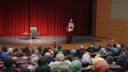 Merve Gülcemal Düzcelilerle buluştu