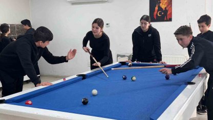 Öğrenciler Bahçeşehir Gençlik Merkezi’nde misafir edildi