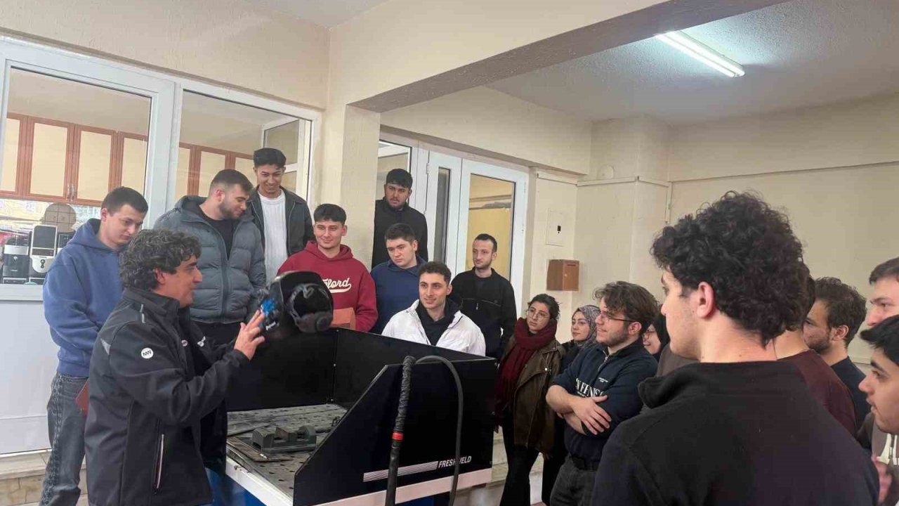 Öğrencilerin mesleki gelişimine katkı