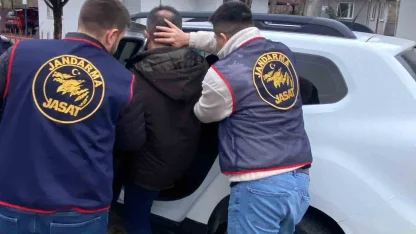 Ordu’da jandarma aranan 49 şüpheliyi yakaladı: 19 tutuklama
