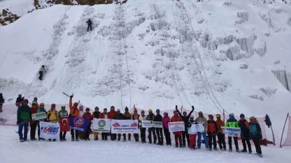 Palandöken’de buz tırmanışı eğitimi başarıyla gerçekleşti