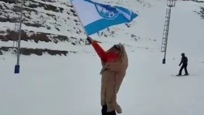 Palandöken’in zirvesinden ehram ve Erzurumspor bayrağı ile kaydı