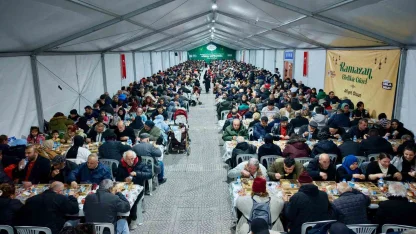 Samsun’da her gün 15 bin kişilik iftar sofrası kuruluyor