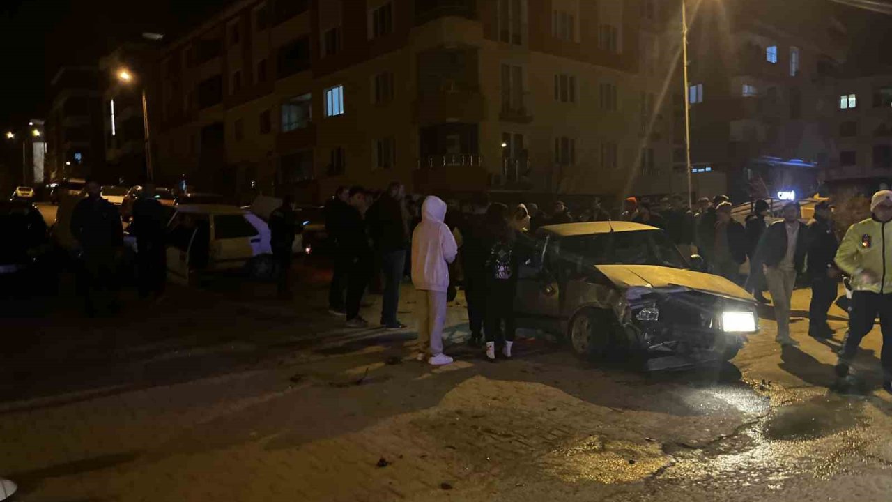 Sinop’ta alkollü sürücü kaza yaptı: 5 yaralı