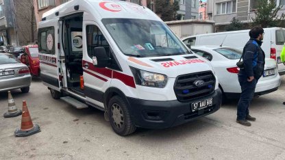 Sinop’ta otomobiller çarpıştı: 3 yaralı