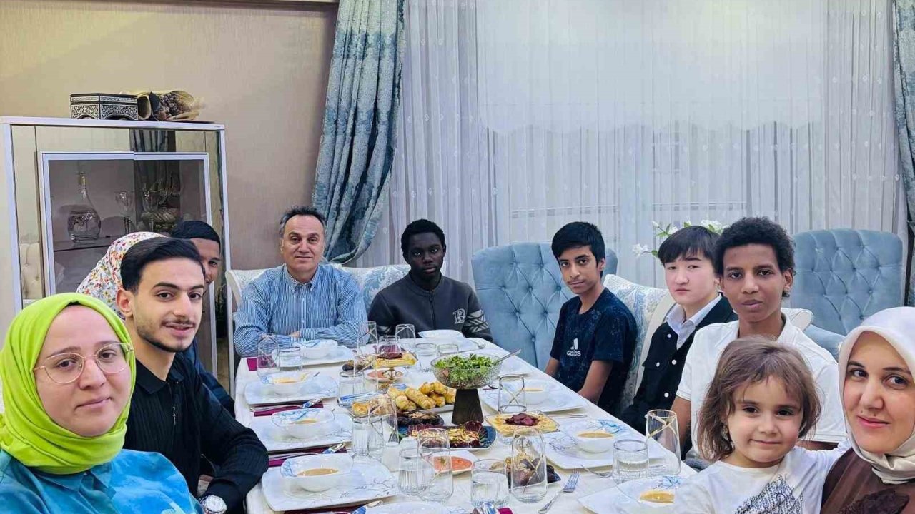 TOGÜ’de Ramazan sofraları öğrencilerle bereketlendi