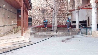 Tokat Belediyesi’nden bayram öncesi camilerde kapsamlı temizlik