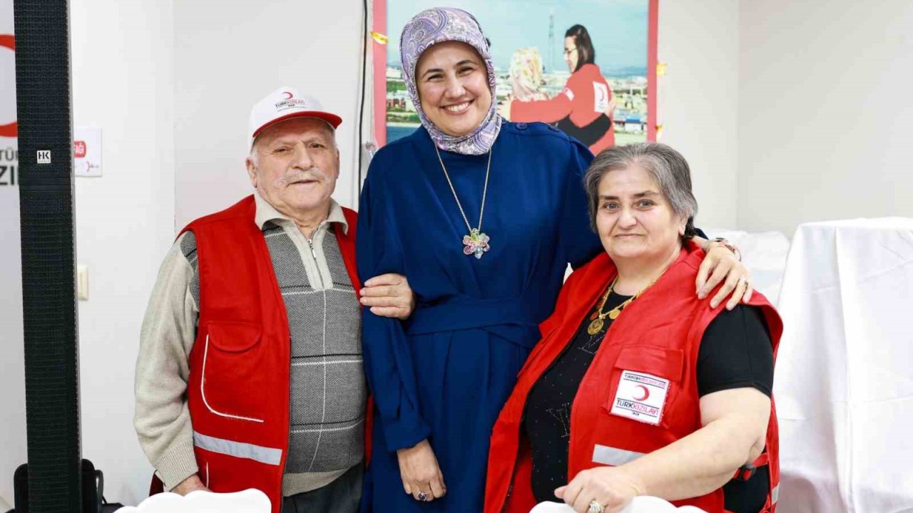 Türk Kızılay, huzurevi sakinleriyle iftarda buluştu