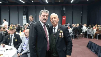 Vali Orhan Tavlı: "Özgürlüğümüzü şehitlerimize ve gazilerimize borçluyuz"